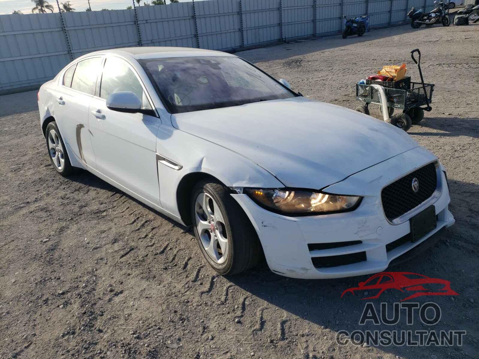 JAGUAR XE 2017 - SAJAR4BG5HA968047