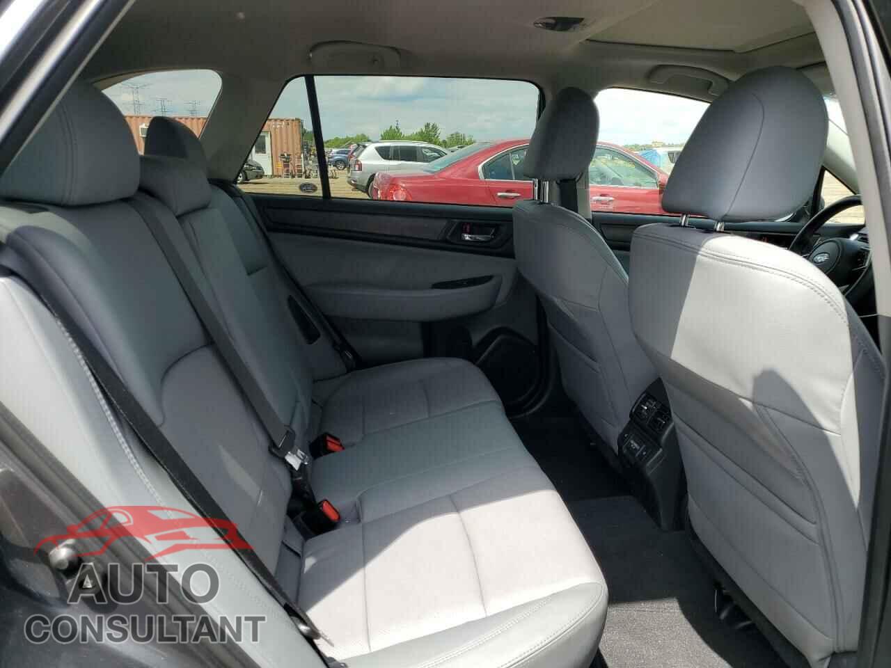 SUBARU OUTBACK 2018 - 4S4BSANC7J3268776