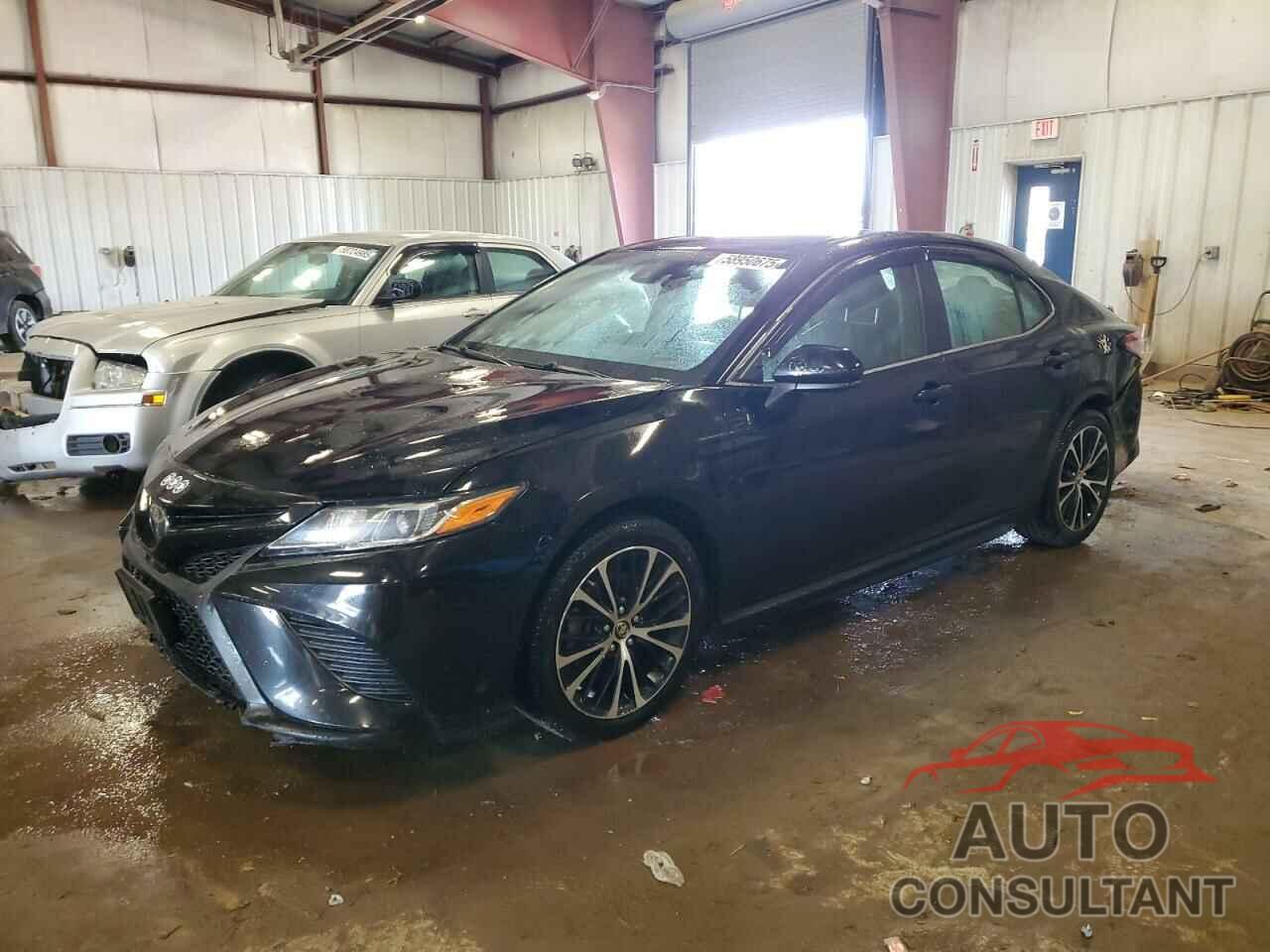 TOYOTA CAMRY 2018 - JTNB11HK6J3069062