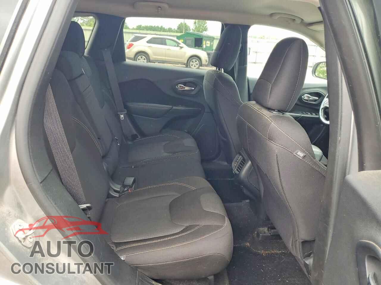 JEEP CHEROKEE 2015 - 1C4PJMCS4FW660161