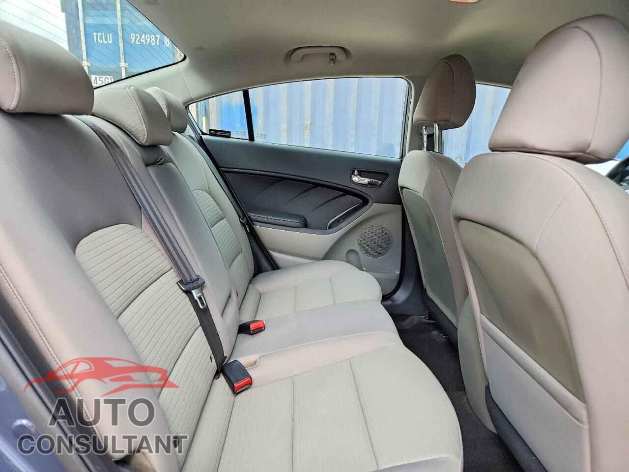 KIA FORTE 2014 - KNAFX4A60E5177588