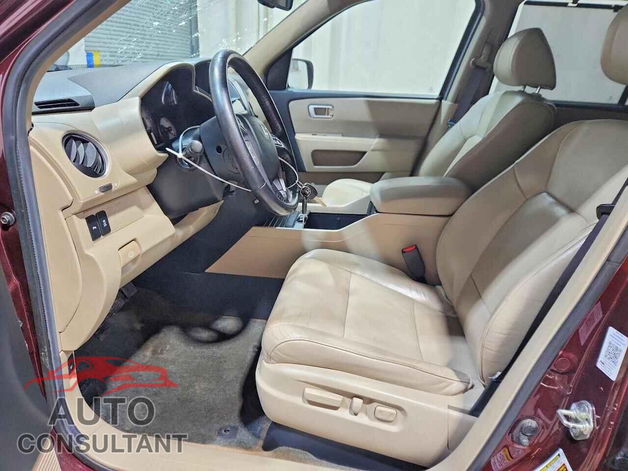 HONDA PILOT 2013 - 5FNYF4H93DB025803