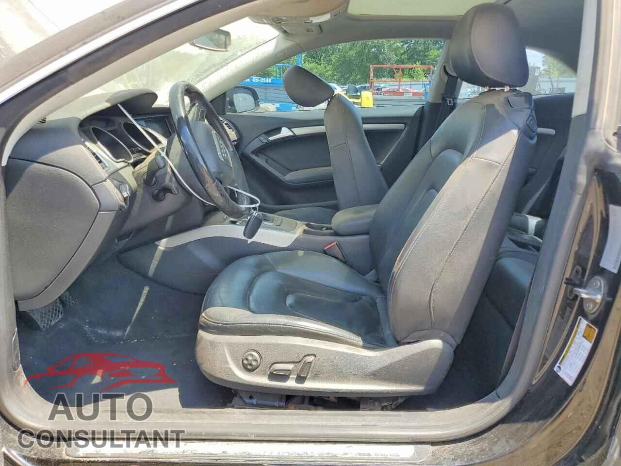 AUDI A5 2011 - WAUCFAFR5BA041175