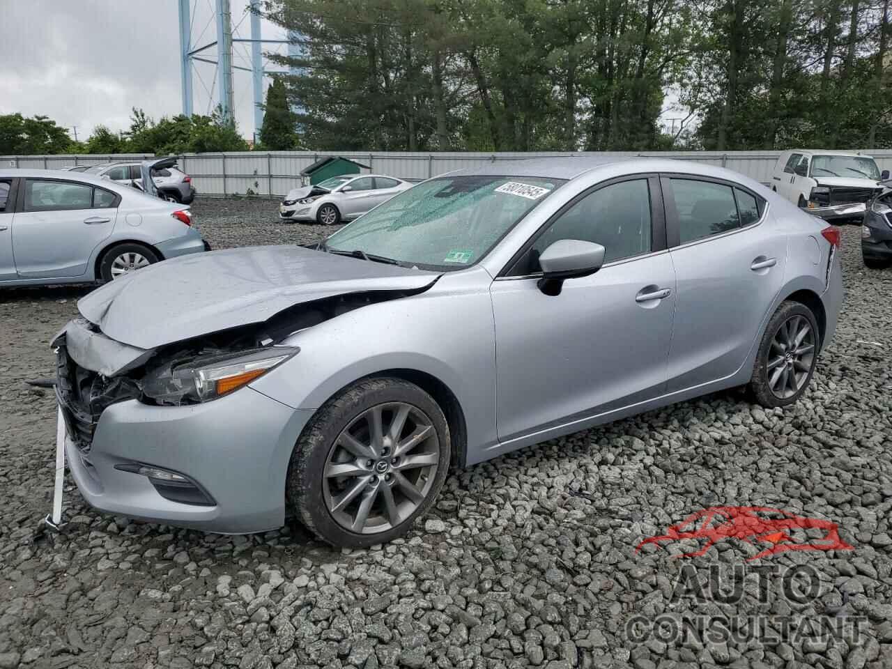 MAZDA 3 2018 - 3MZBN1V36JM200413