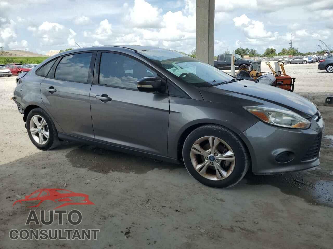 FORD FOCUS 2013 - 1FADP3F2XDL279345