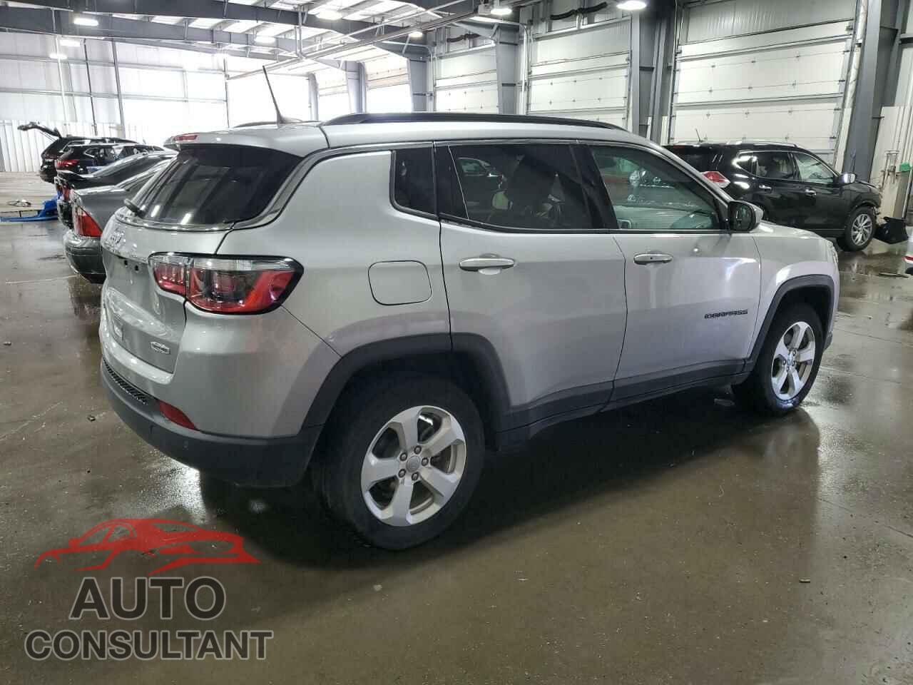 JEEP COMPASS 2018 - 3C4NJDBB6JT331727