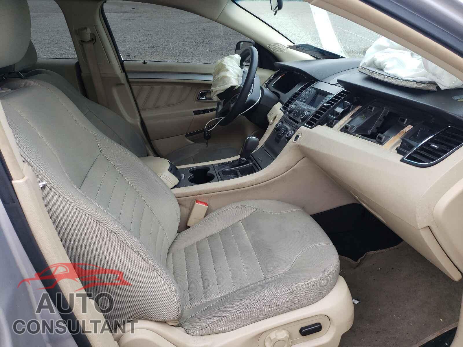 FORD TAURUS 2017 - 1FAHP2D81HG109554
