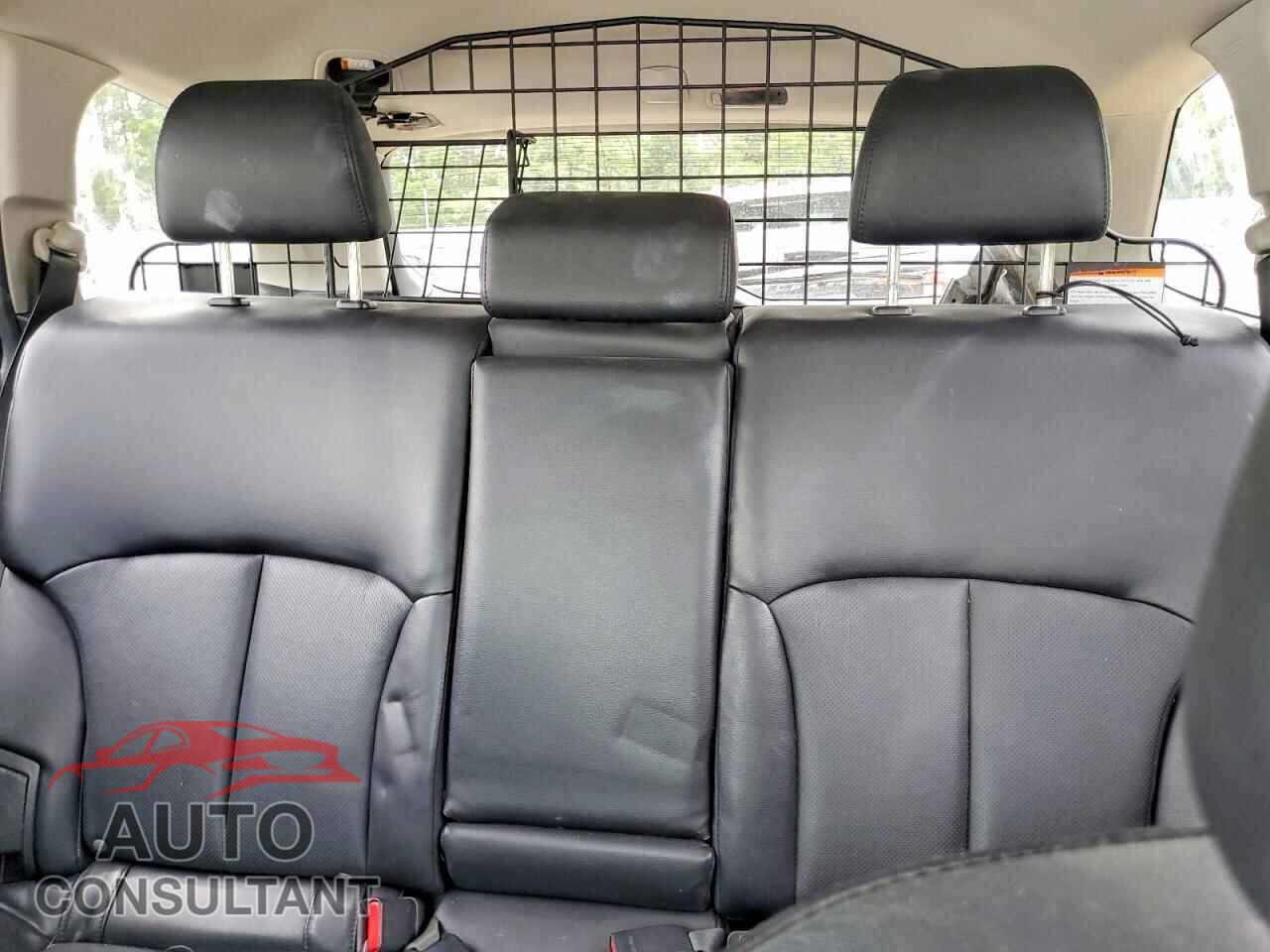 SUBARU OUTBACK 2010 - 4S4BRBKC5A3353993