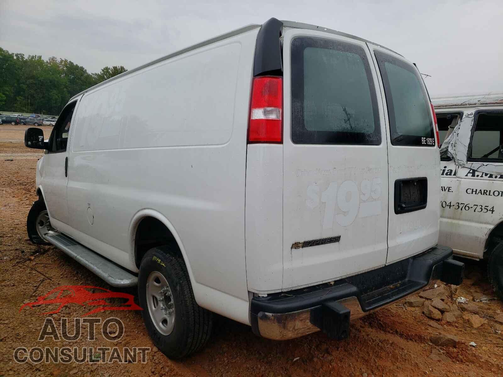 CHEVROLET EXPRESS 2020 - 1GCWGAFG3L1175552