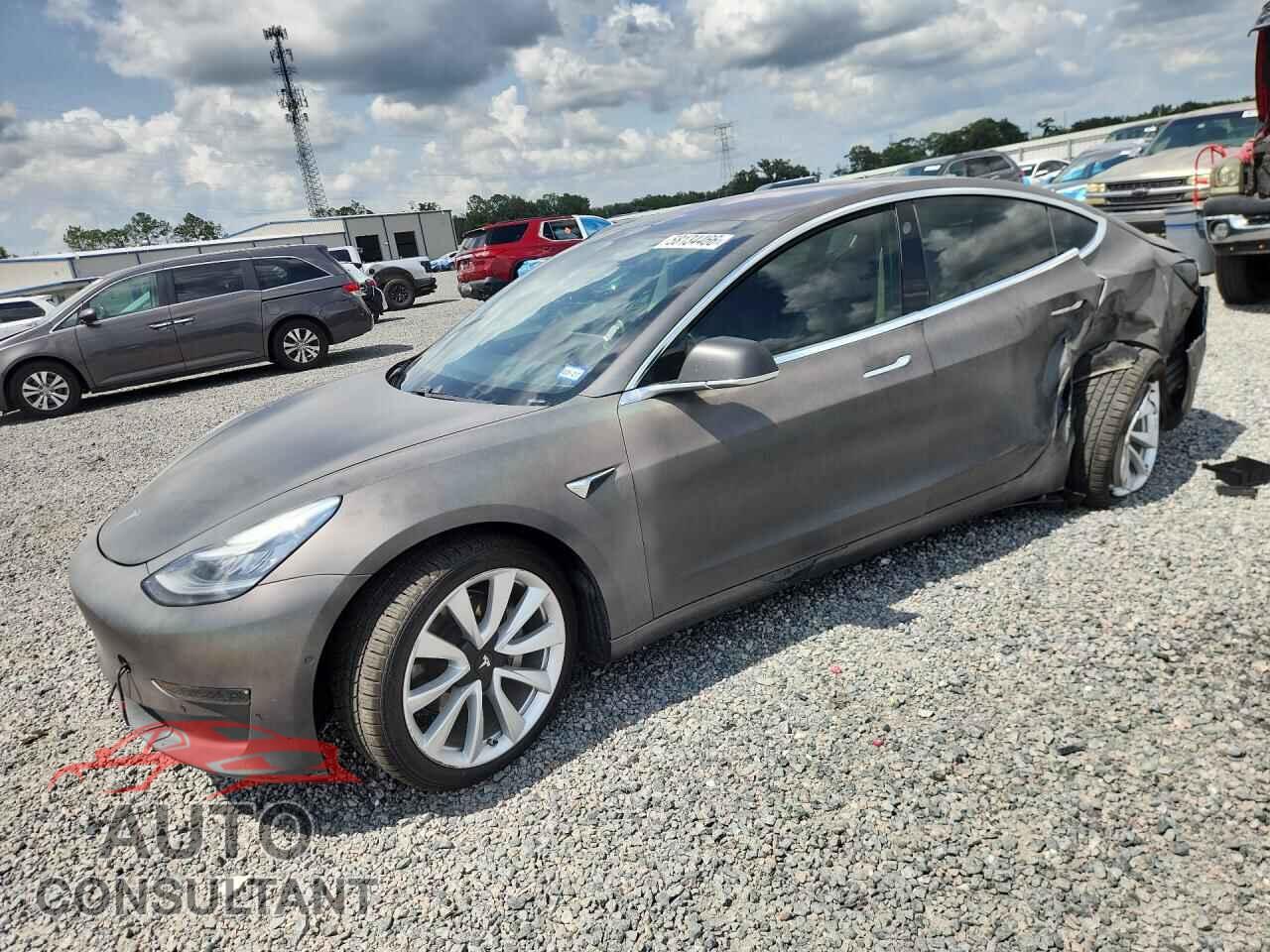 TESLA MODEL 3 2018 - 5YJ3E1EA0JF163496