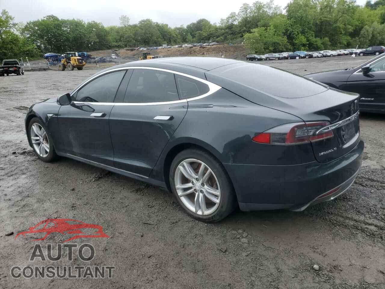 TESLA MODEL S 2013 - 5YJSA1CG2DFP20430