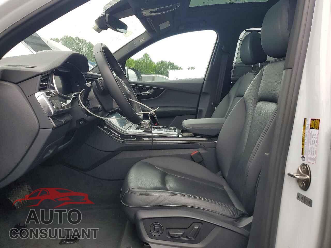 AUDI Q7 2021 - WA1LXAF75MD036018