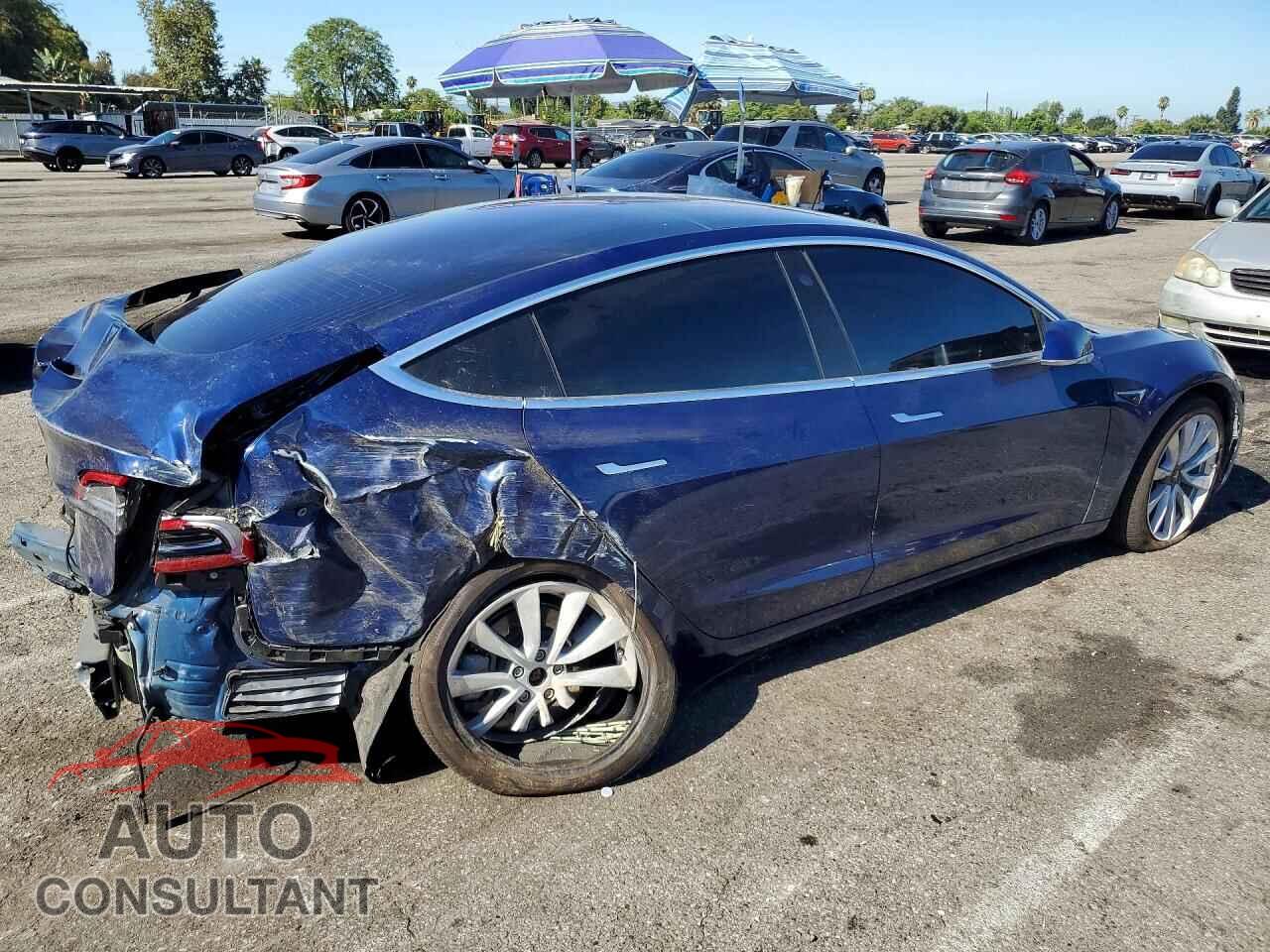 TESLA MODEL 3 2018 - 5YJ3E1EA6JF047039