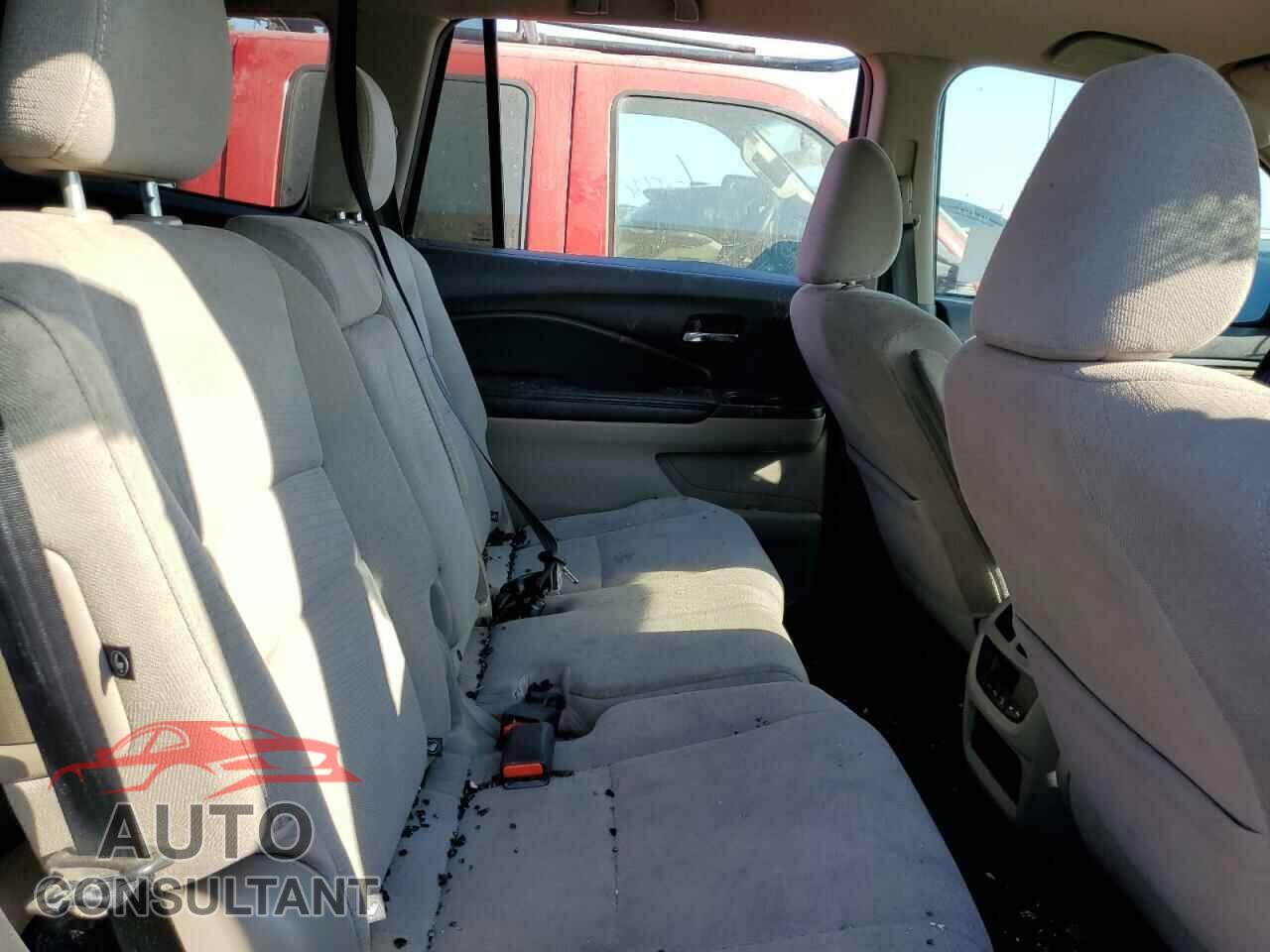 HONDA PILOT 2017 - 5FNYF5H32HB039960