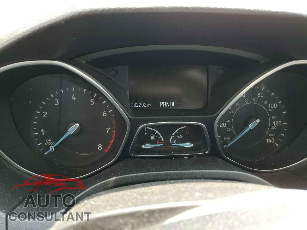 FORD FOCUS 2017 - 1FADP3E22HL313835