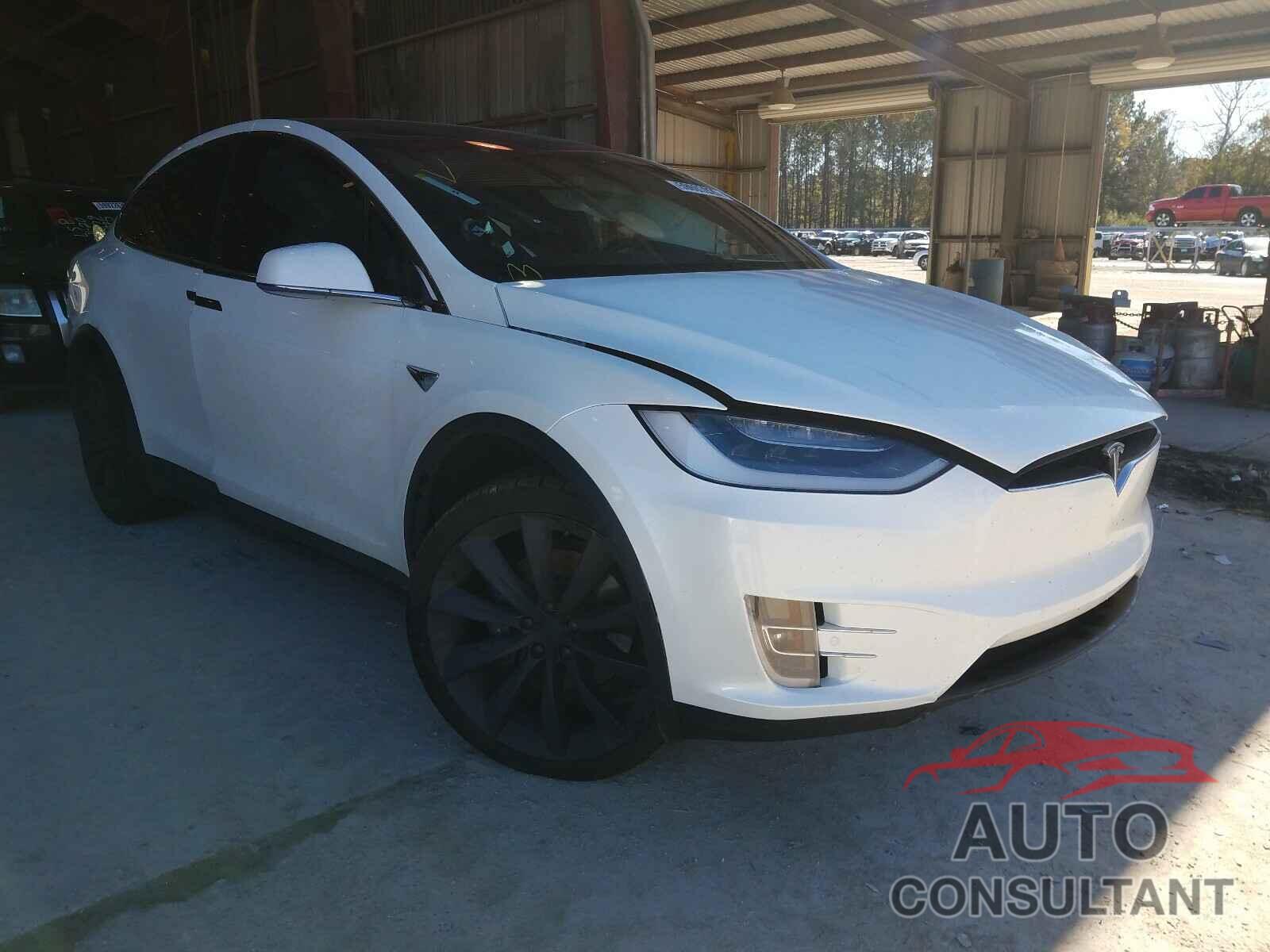 TESLA MODEL X 2020 - 5YJXCBE23LF231685