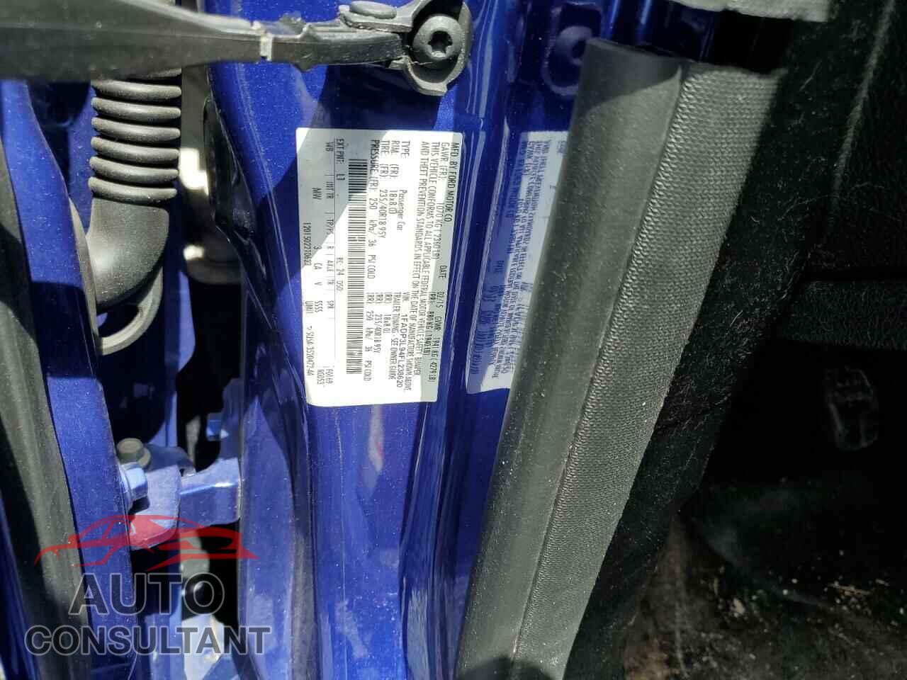FORD FOCUS 2015 - 1FADP3L94FL238620