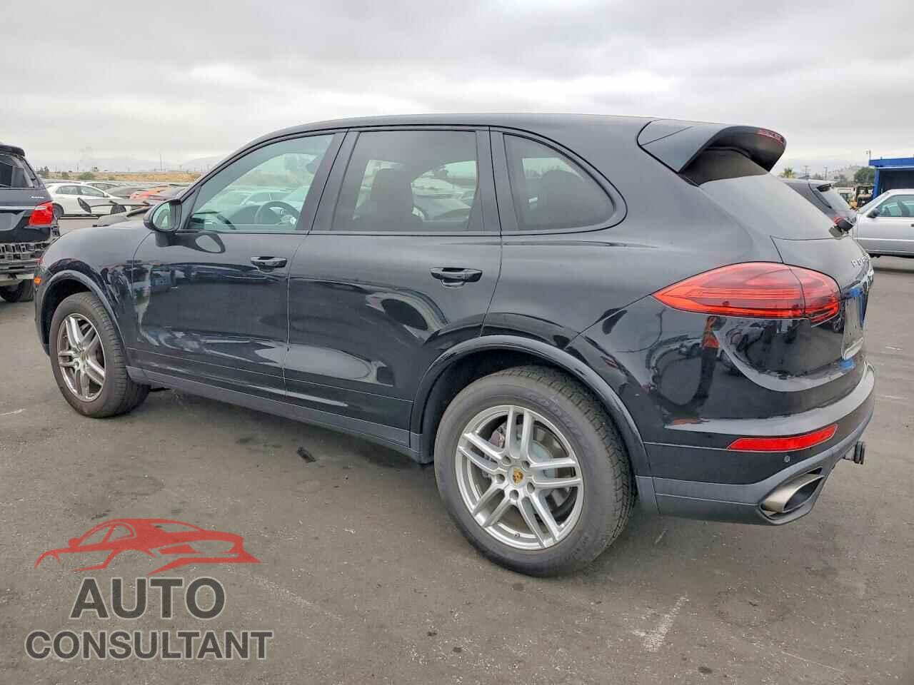 PORSCHE CAYENNE 2018 - WP1AA2A28JKA07635