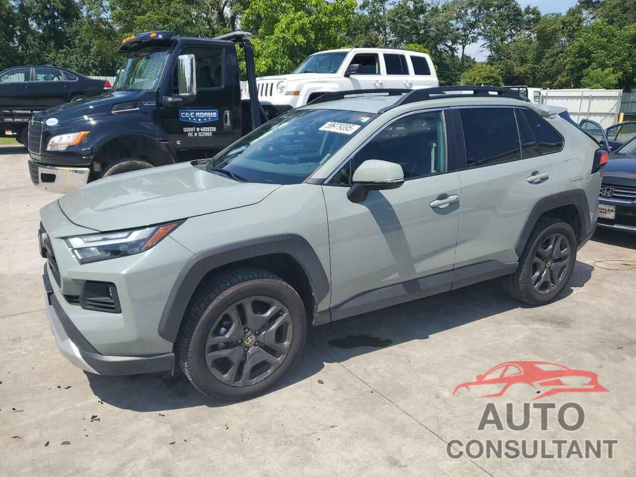 TOYOTA RAV4 2022 - 2T3J1RFV5NW253536
