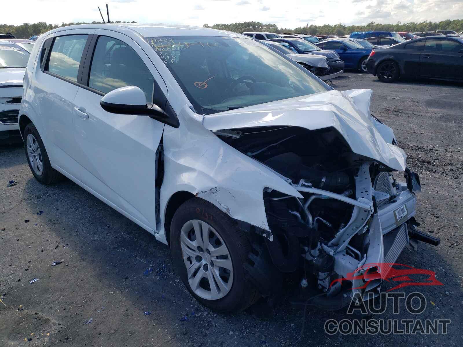 CHEVROLET SONIC 2020 - 1G1JG6SB7L4138853