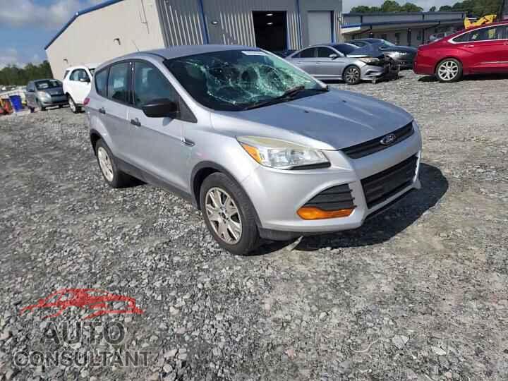 FORD ESCAPE 2016 - 1FMCU0F79GUA05069