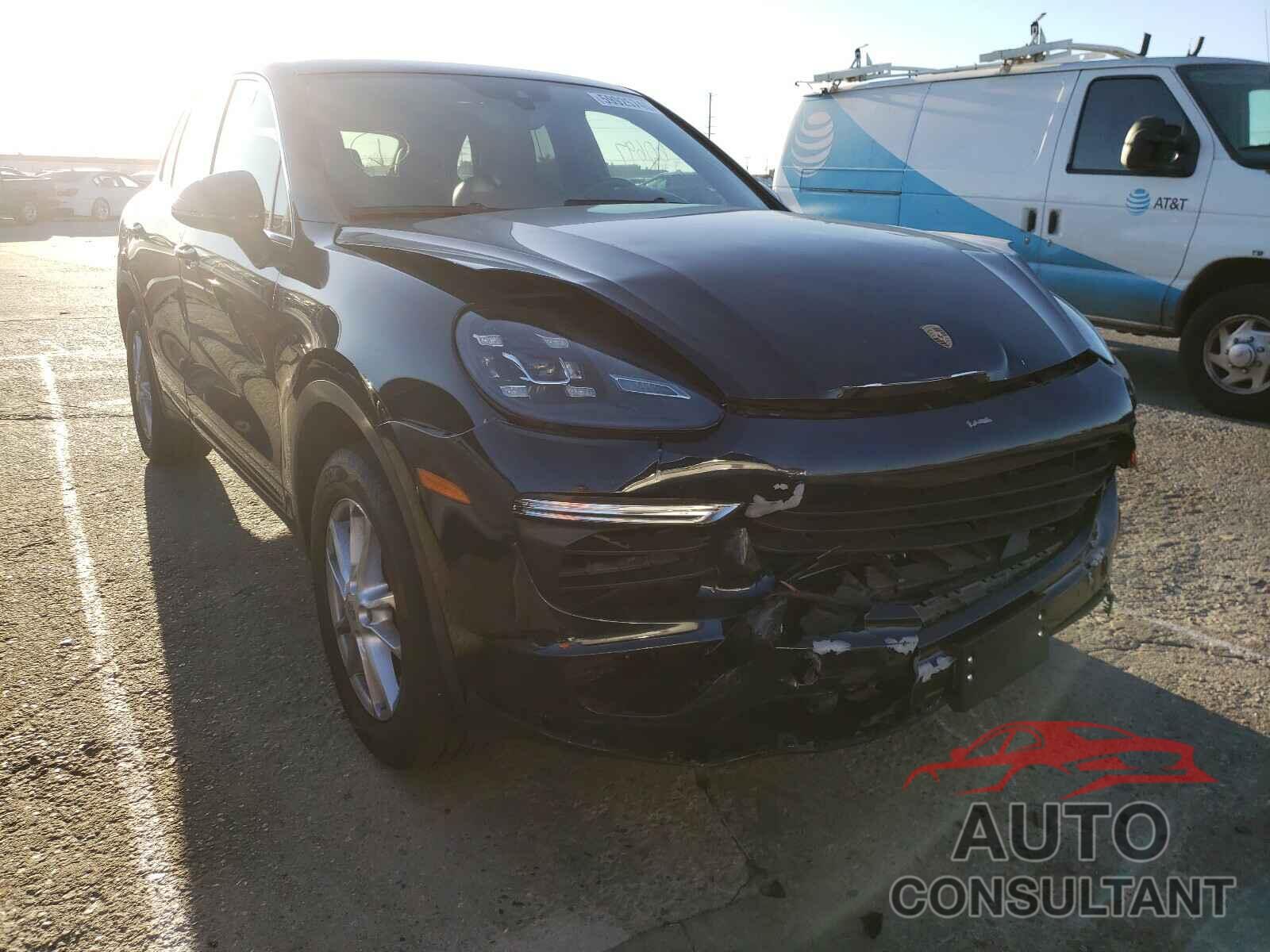 PORSCHE CAYENNE 2016 - WP1AA2A24GLA08221