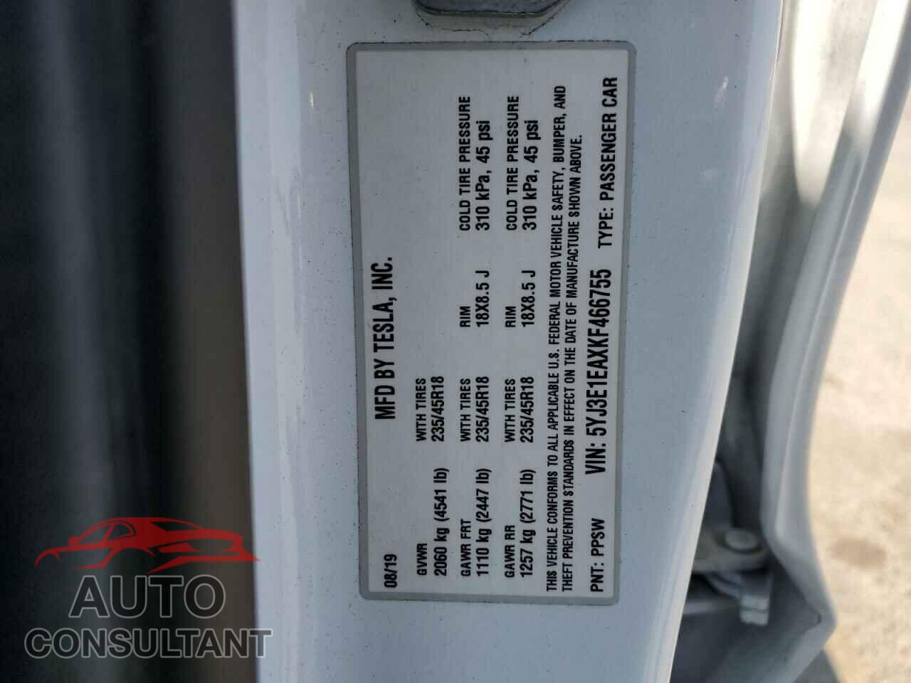 TESLA MODEL 3 2019 - 5YJ3E1EAXKF466755