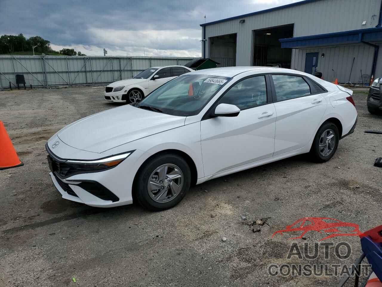 HYUNDAI ELANTRA 2025 - KMHLL4DG8SU983391
