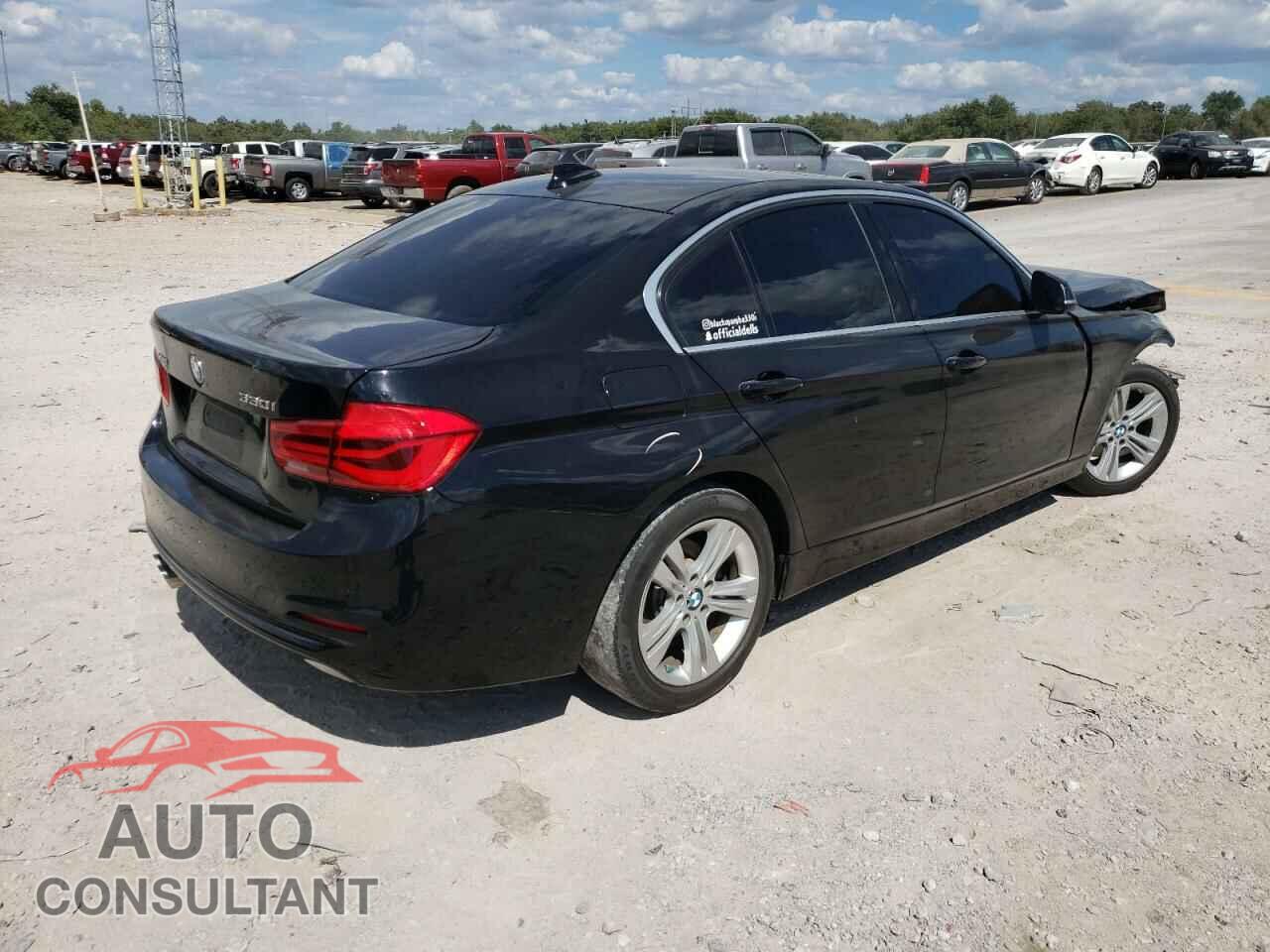 BMW 3 SERIES 2017 - WBA8D9C38HA011073