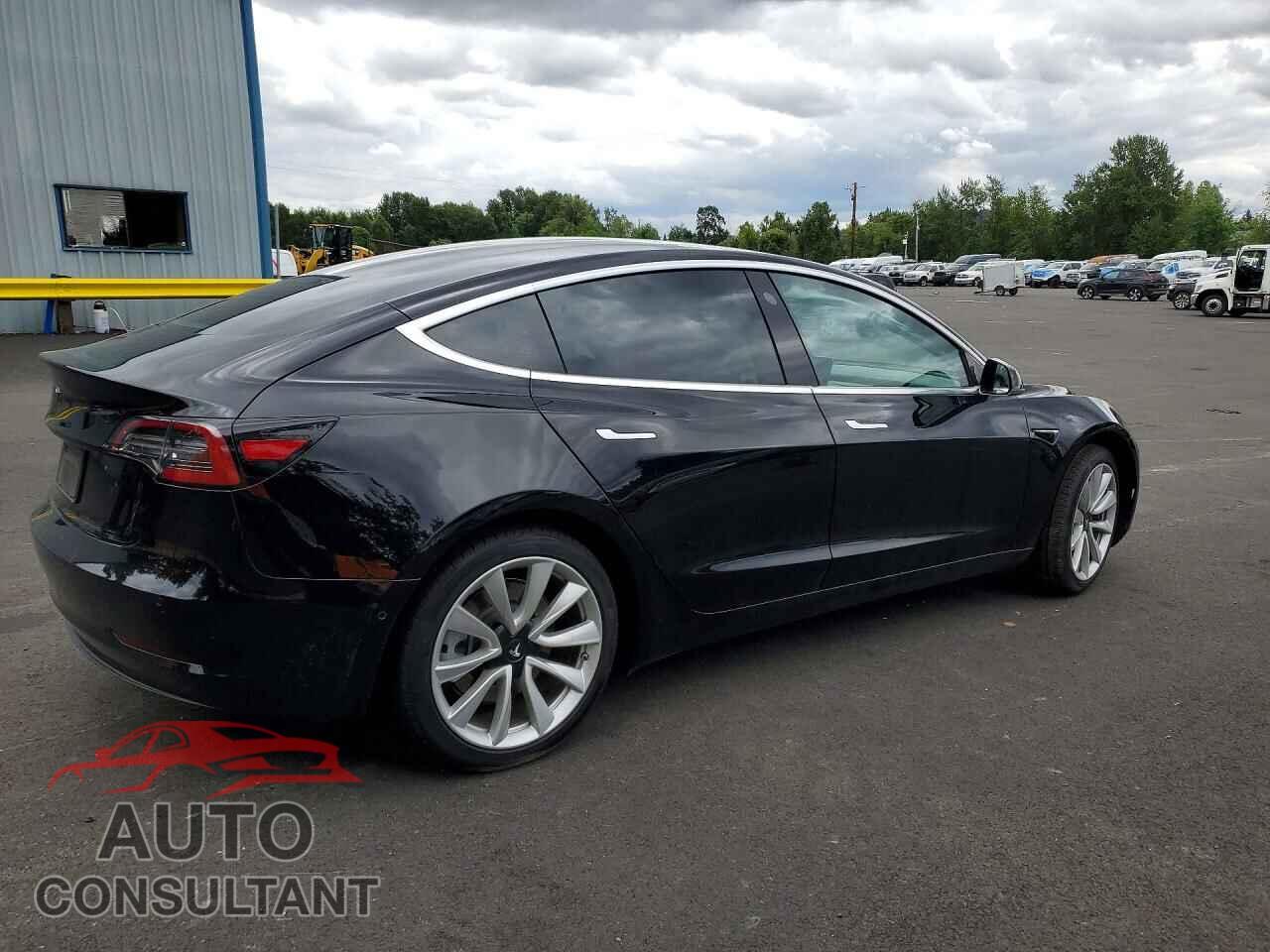 TESLA MODEL 3 2019 - 5YJ3E1EAXKF310649