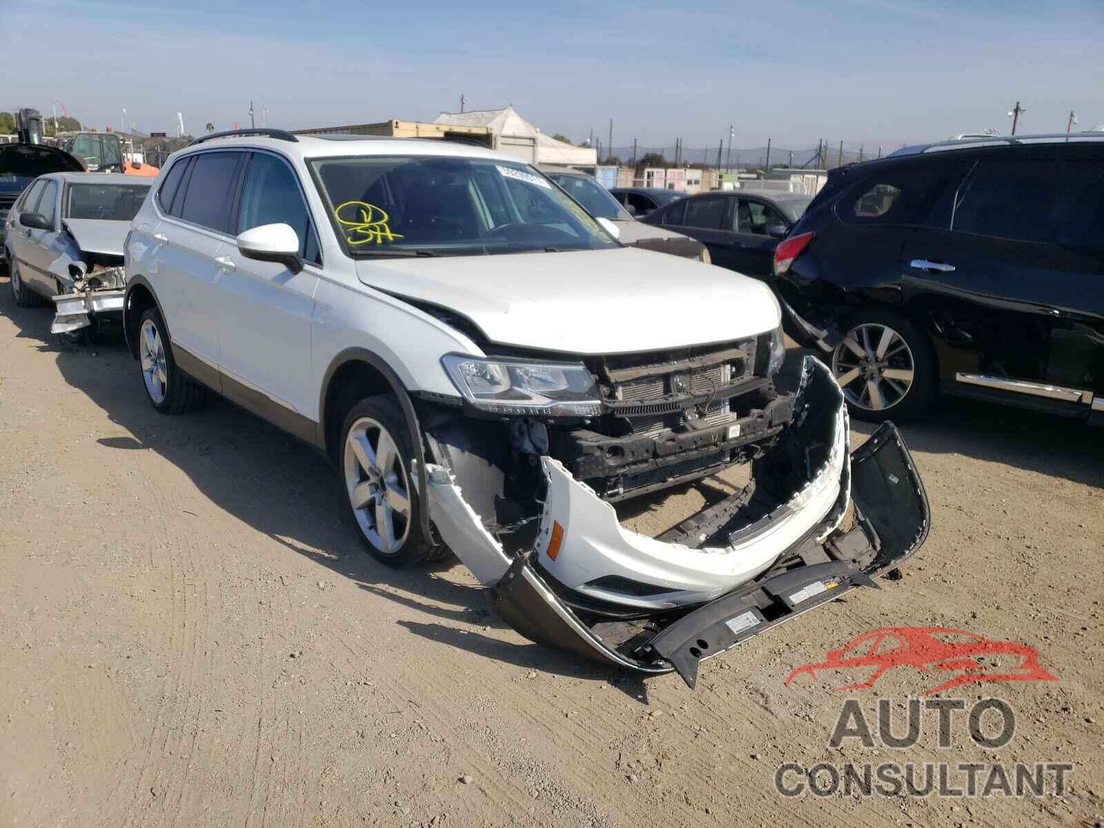 VOLKSWAGEN TIGUAN 2018 - 3VV2B7AX3JM206324