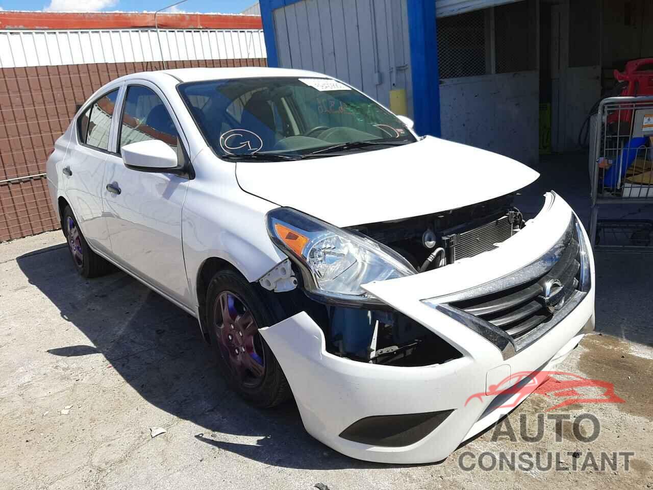 NISSAN VERSA 2017 - 3N1CN7AP3HL853576