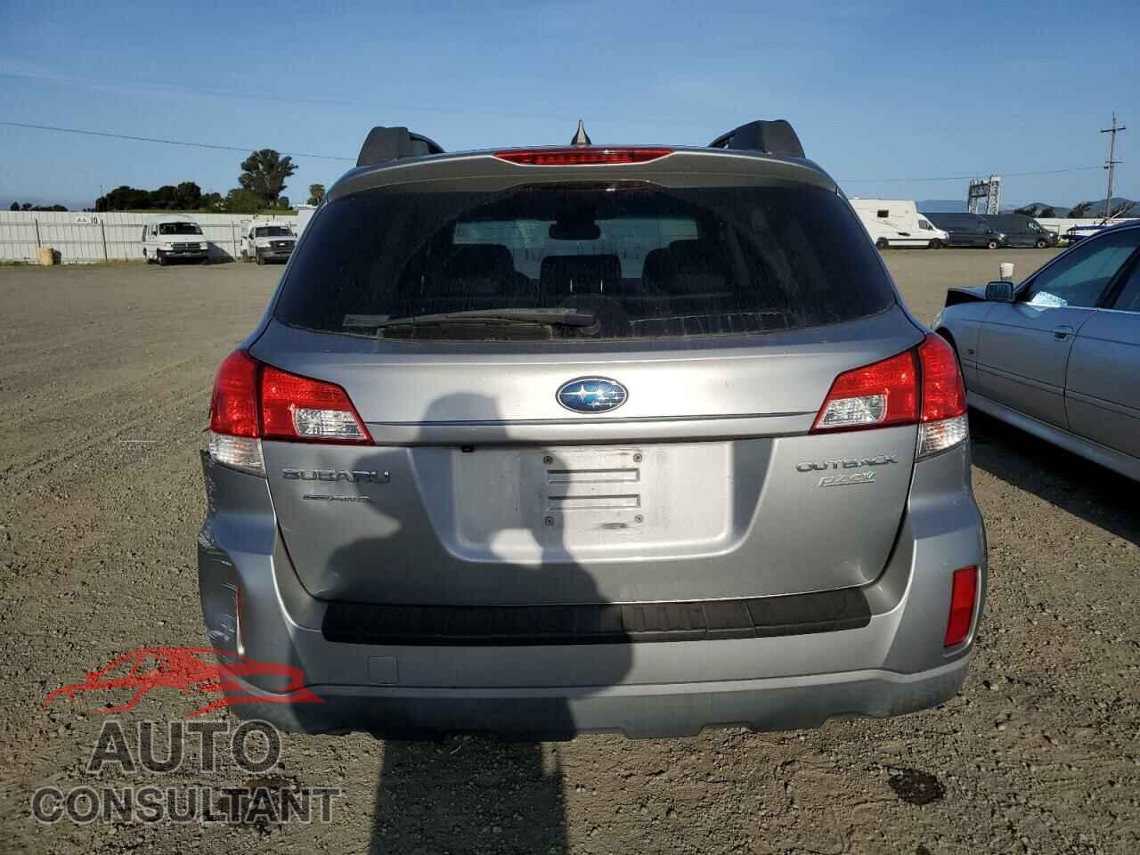 SUBARU OUTBACK 2011 - 4S4BRBKC8B3329625