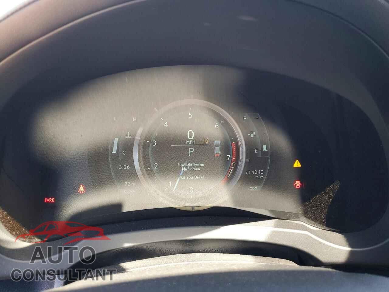 LEXUS IS 2017 - JTHBE1D21H5030116