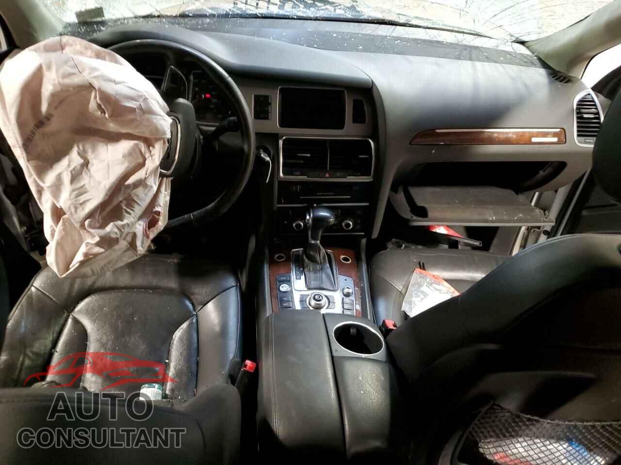 AUDI Q7 2012 - WA1VMAFE4CD000206