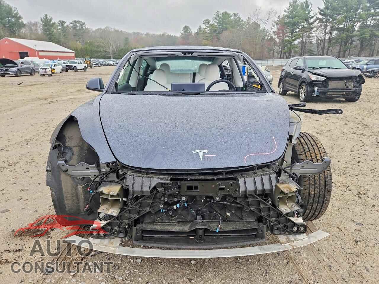 TESLA MODEL 3 2021 - 5YJ3E1EB7MF990229