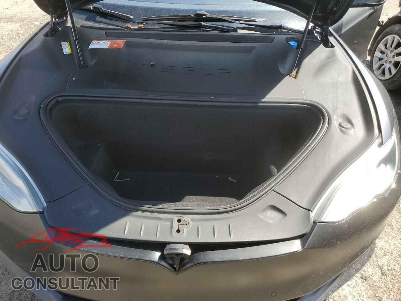 TESLA MODEL S 2016 - 5YJSA1E1XGF149881