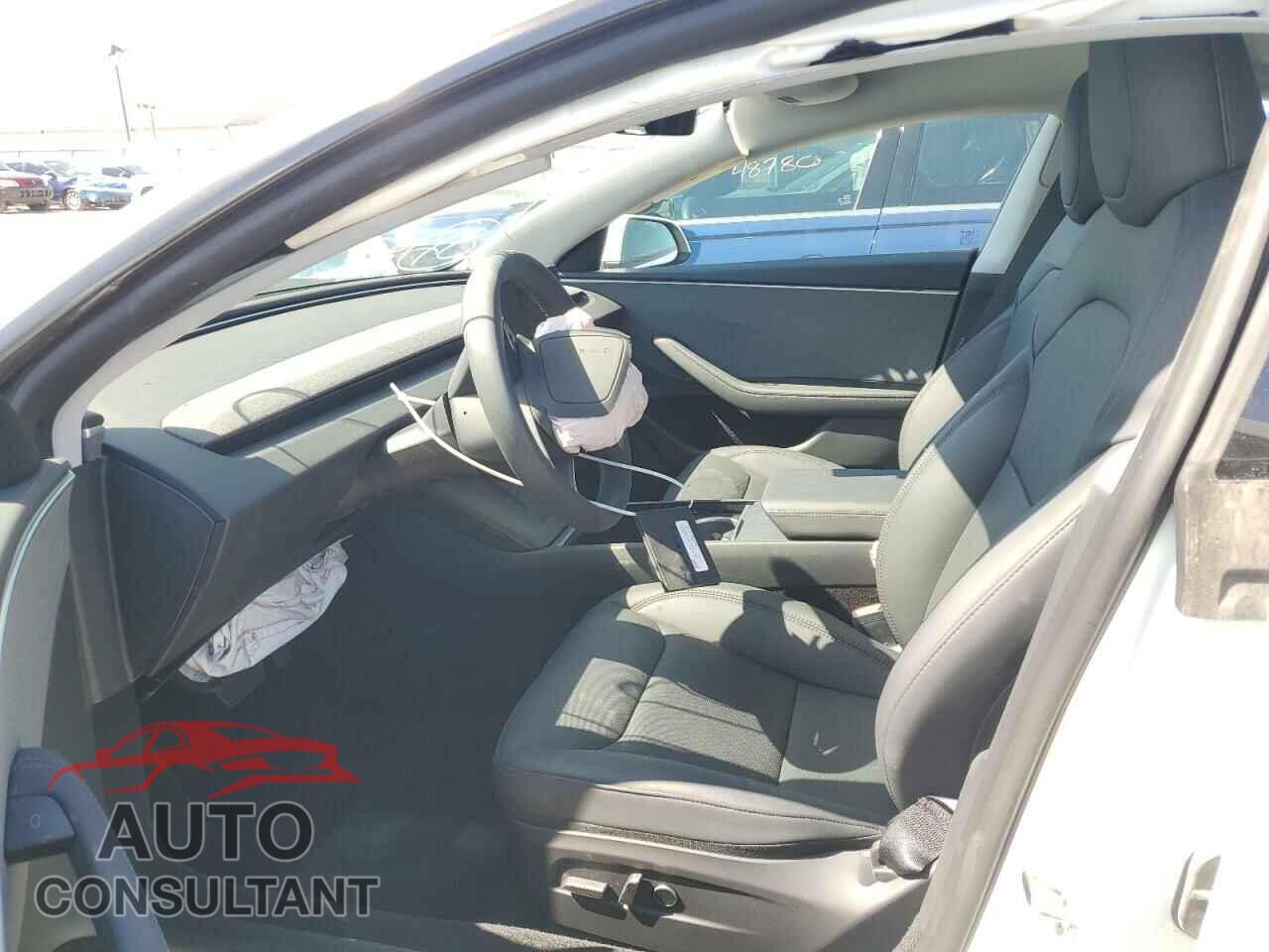 TESLA MODEL 3 2024 - 5YJ3E1EA6RF822676