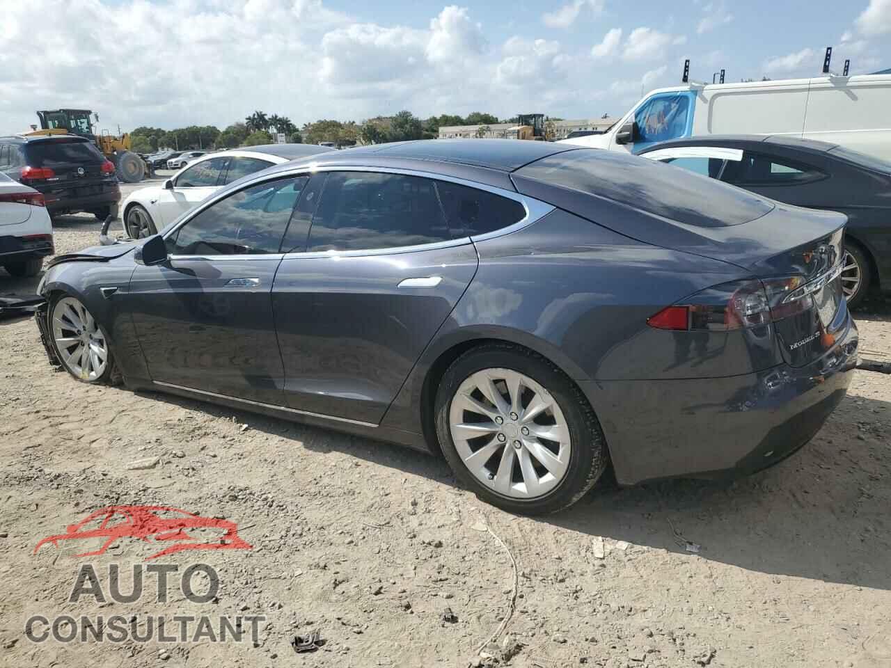 TESLA MODEL S 2018 - 5YJSA1E2XJF292149