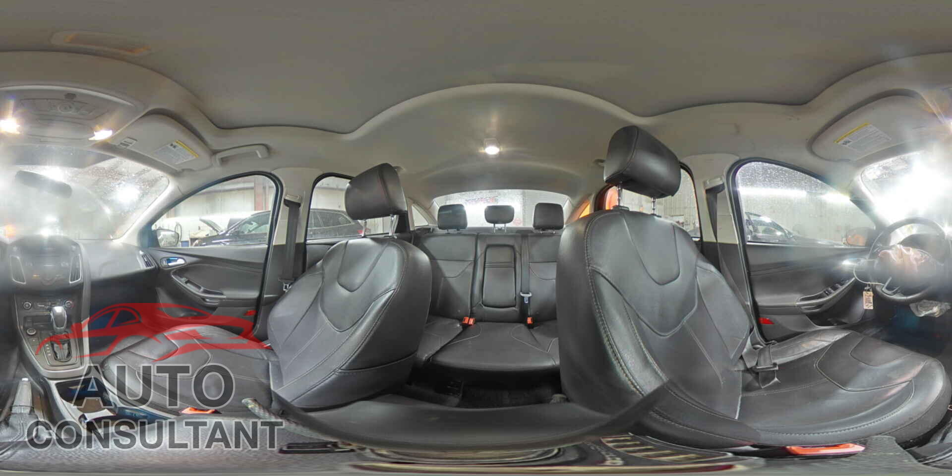 FORD FOCUS 2015 - 1FADP3F26FL305104