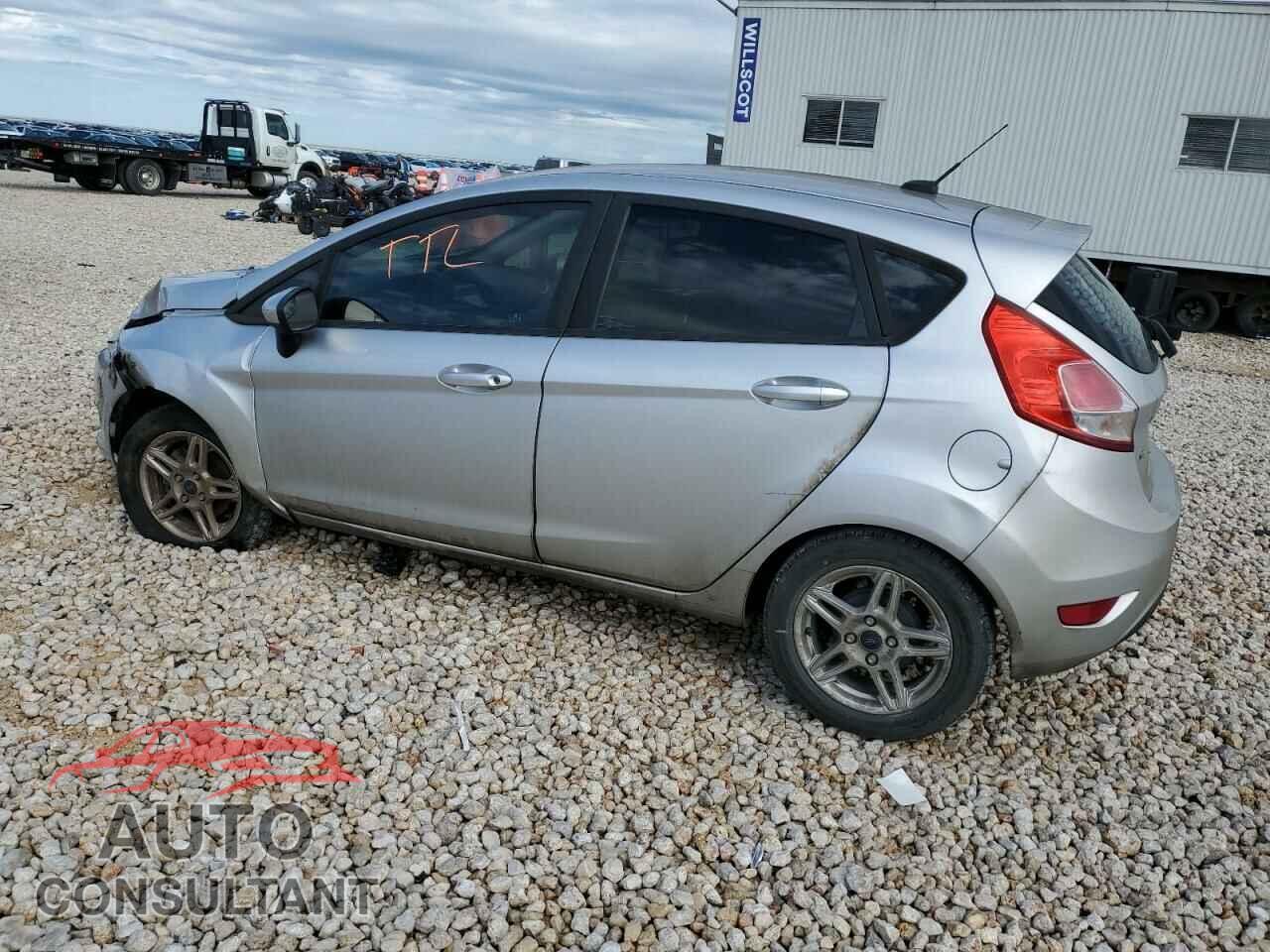 FORD FIESTA 2017 - 3FADP4EJ4HM154005