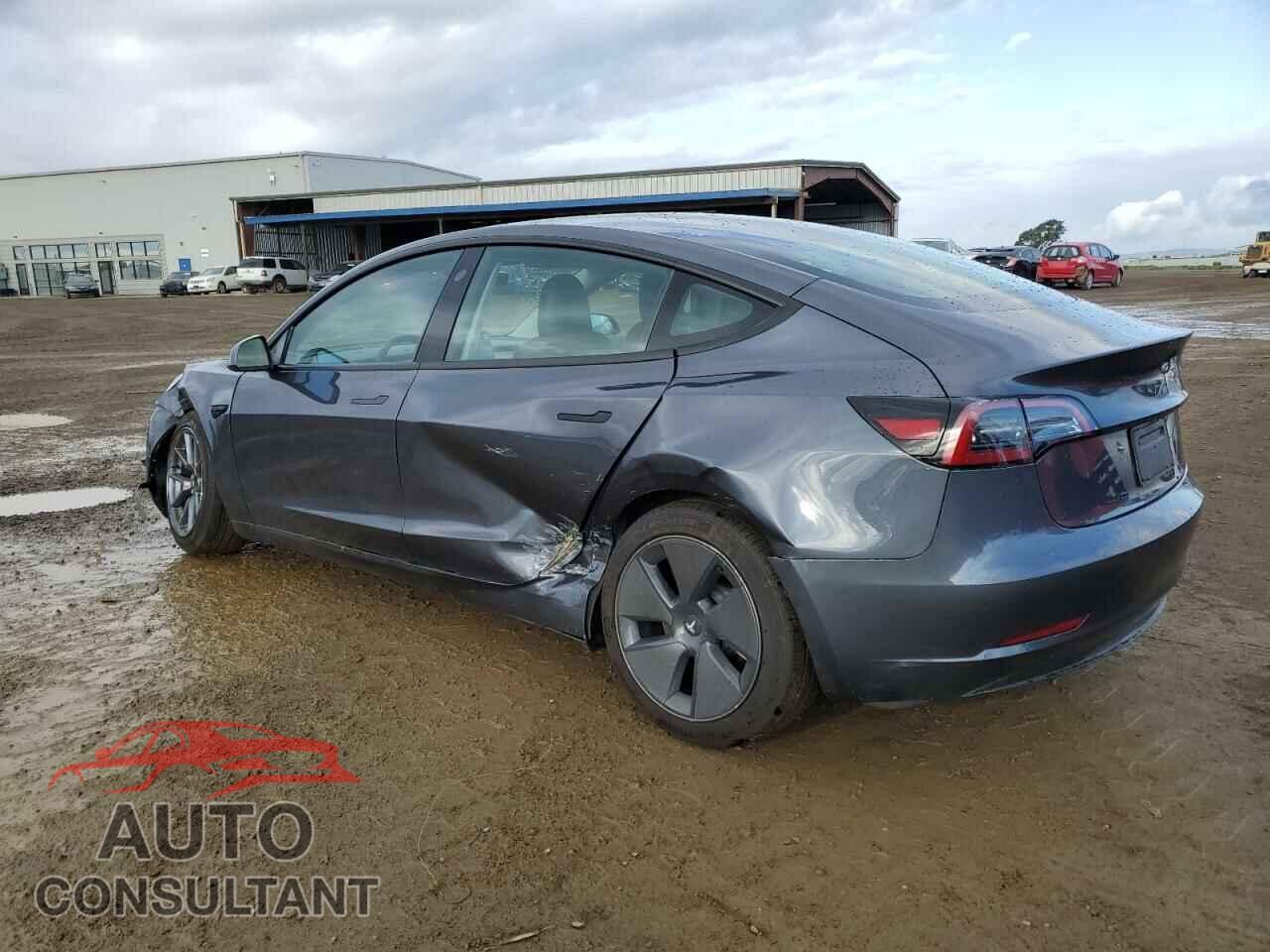 TESLA MODEL 3 2023 - 5YJ3E1EA3PF697049