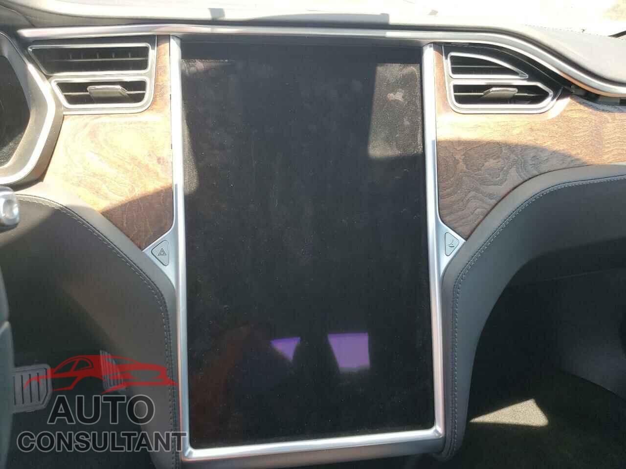 TESLA MODEL S 2017 - 5YJSA1E28HF213023