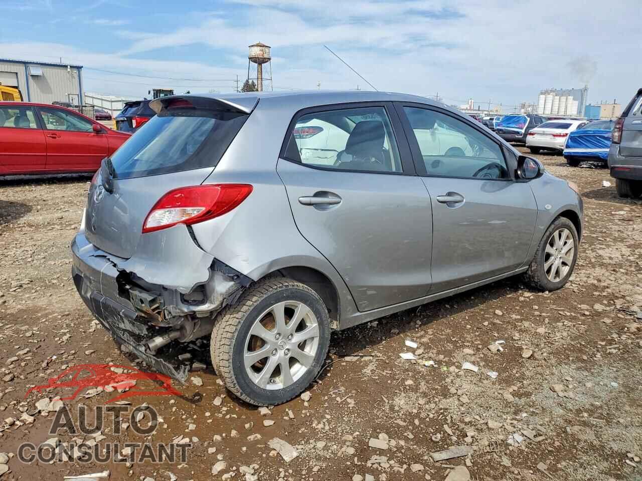 MAZDA 2 2013 - JM1DE1LZ1D0157772