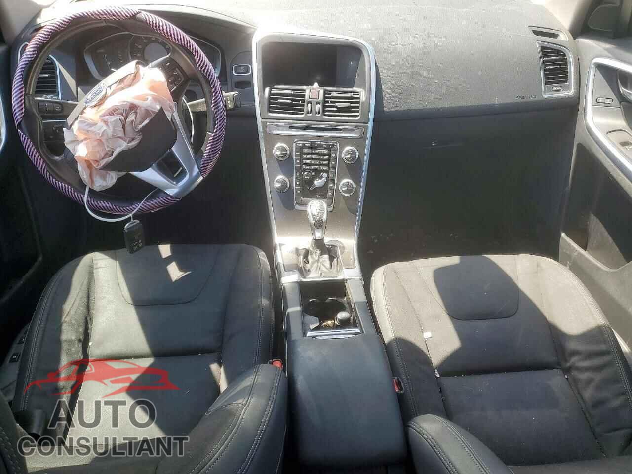VOLVO XC60 2015 - YV440MDJ8F2682437