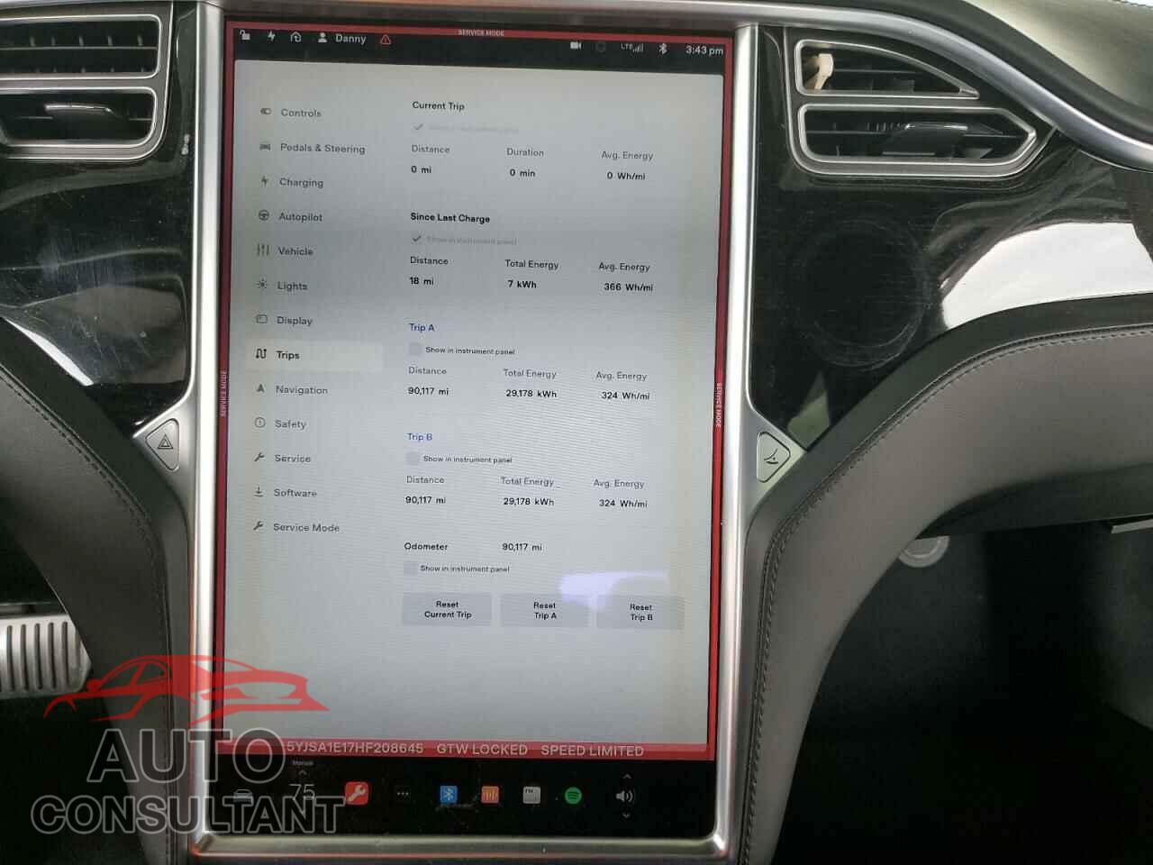 TESLA MODEL S 2017 - 5YJSA1E17HF208645