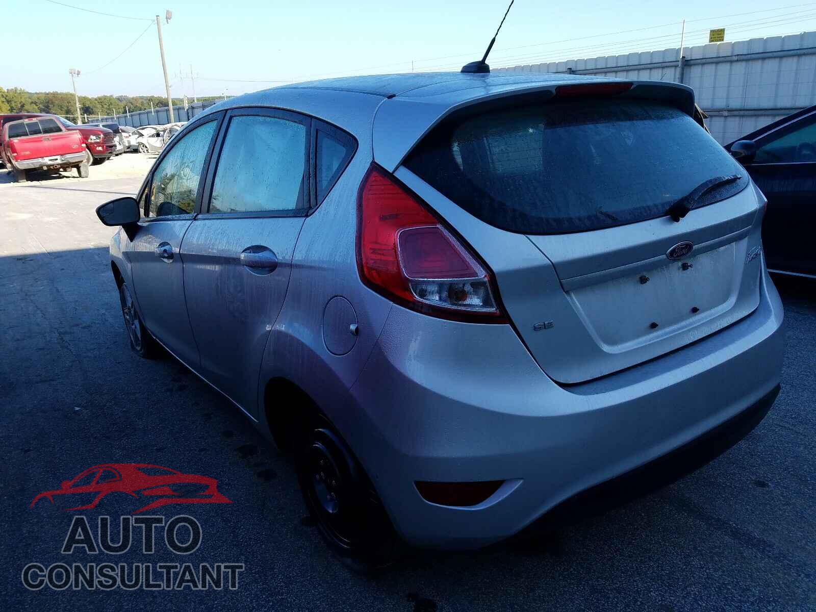 FORD FIESTA 2017 - 3FADP4EJ8HM110637