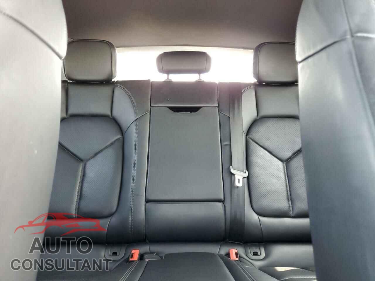 PORSCHE MACAN 2017 - WP1AB2A58HLB20514