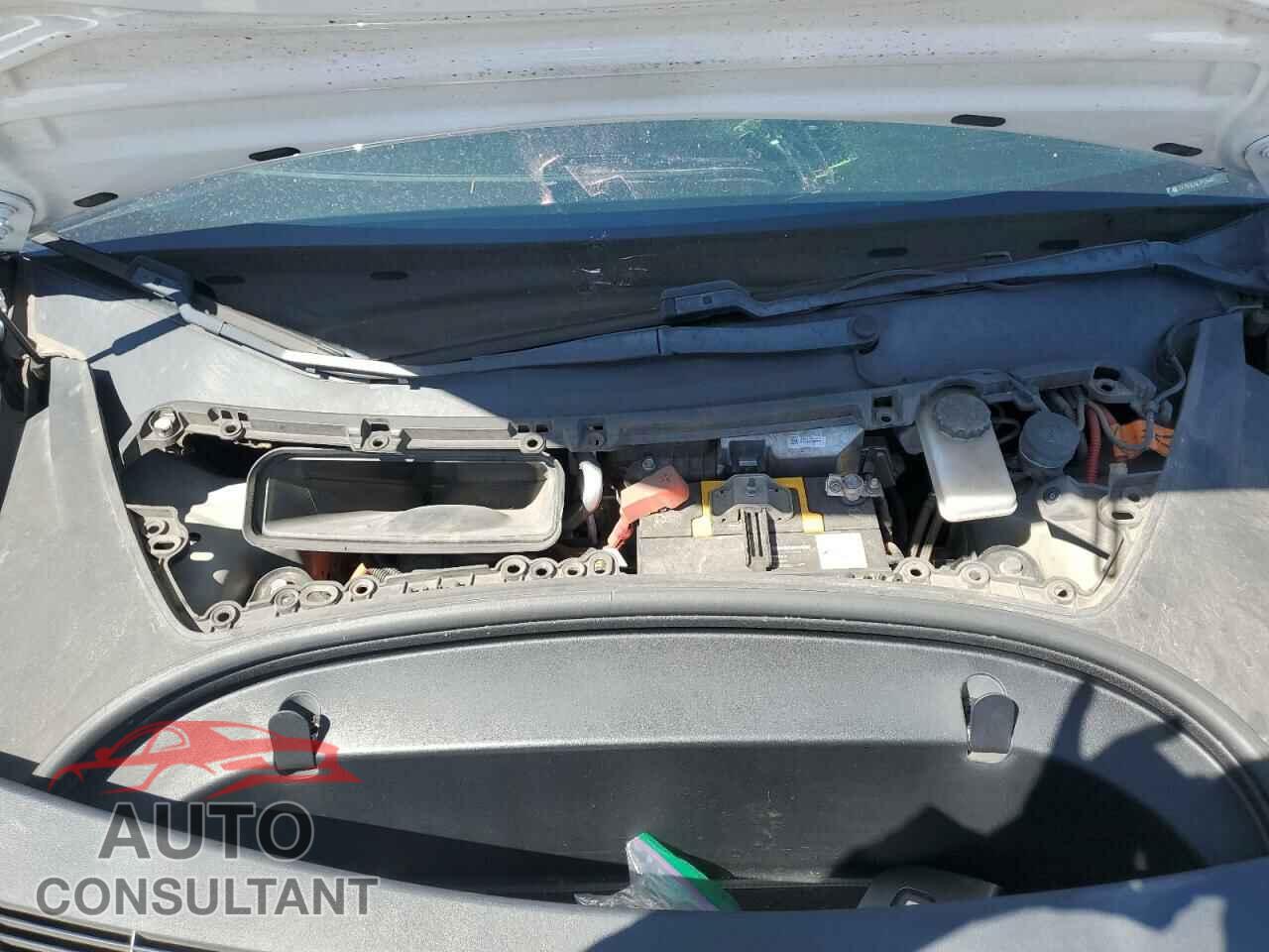 TESLA MODEL 3 2018 - 5YJ3E1EAXJF126455