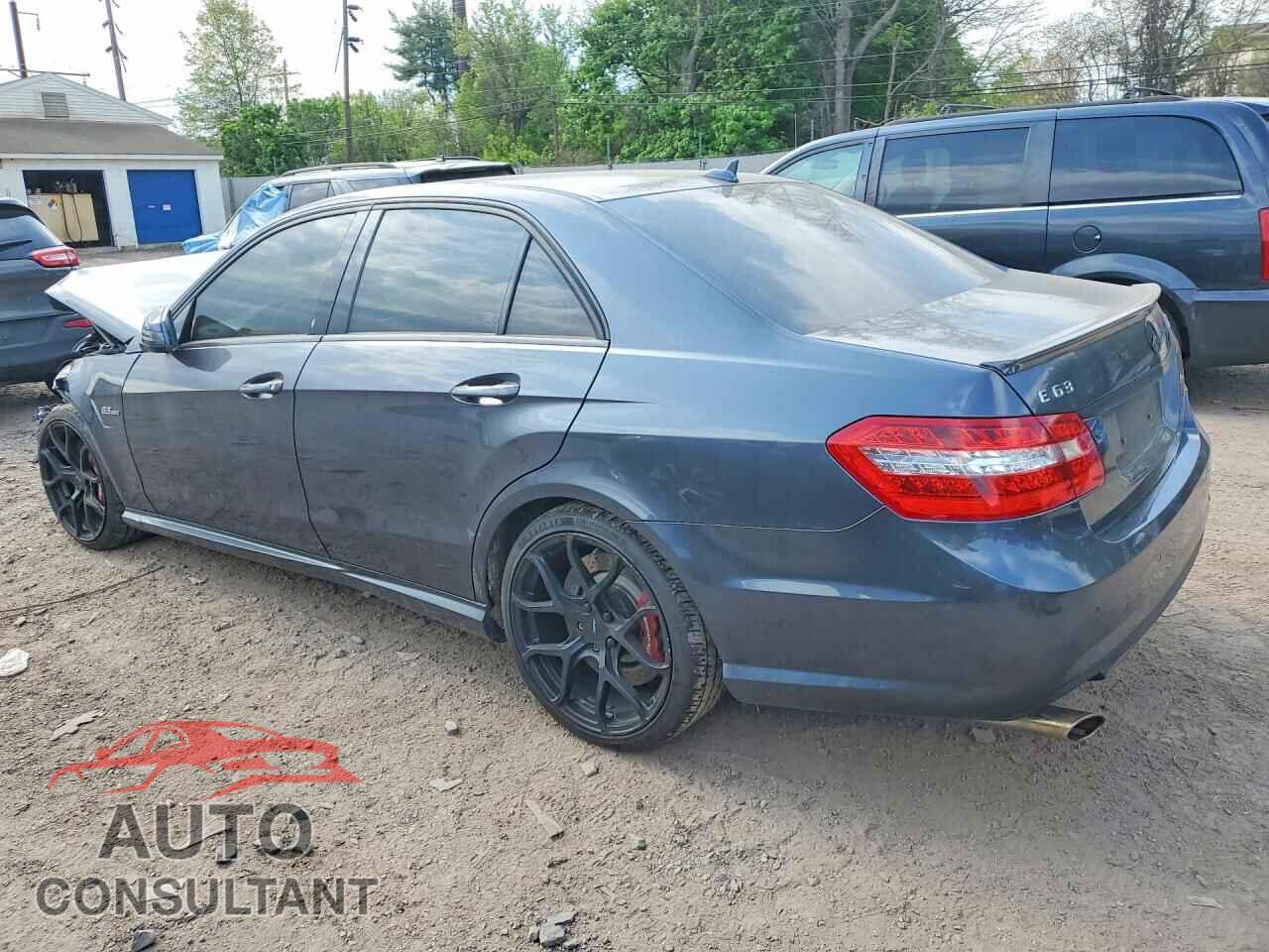 MERCEDES-BENZ E-CLASS 2010 - WDDHF7HB8AA090113